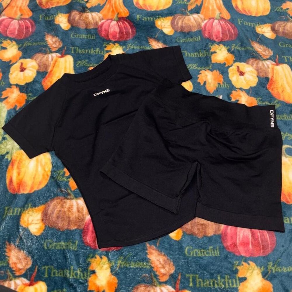 Dfyne Women's Black and Navy Top